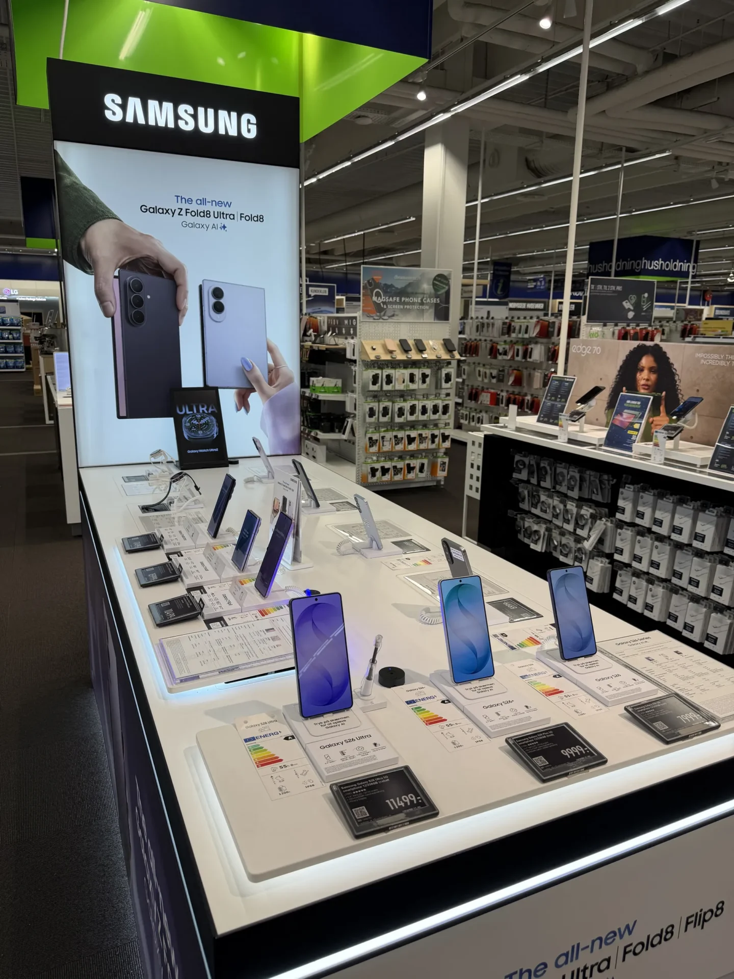 Samsung-mobiler hos Elgiganten Aalborg